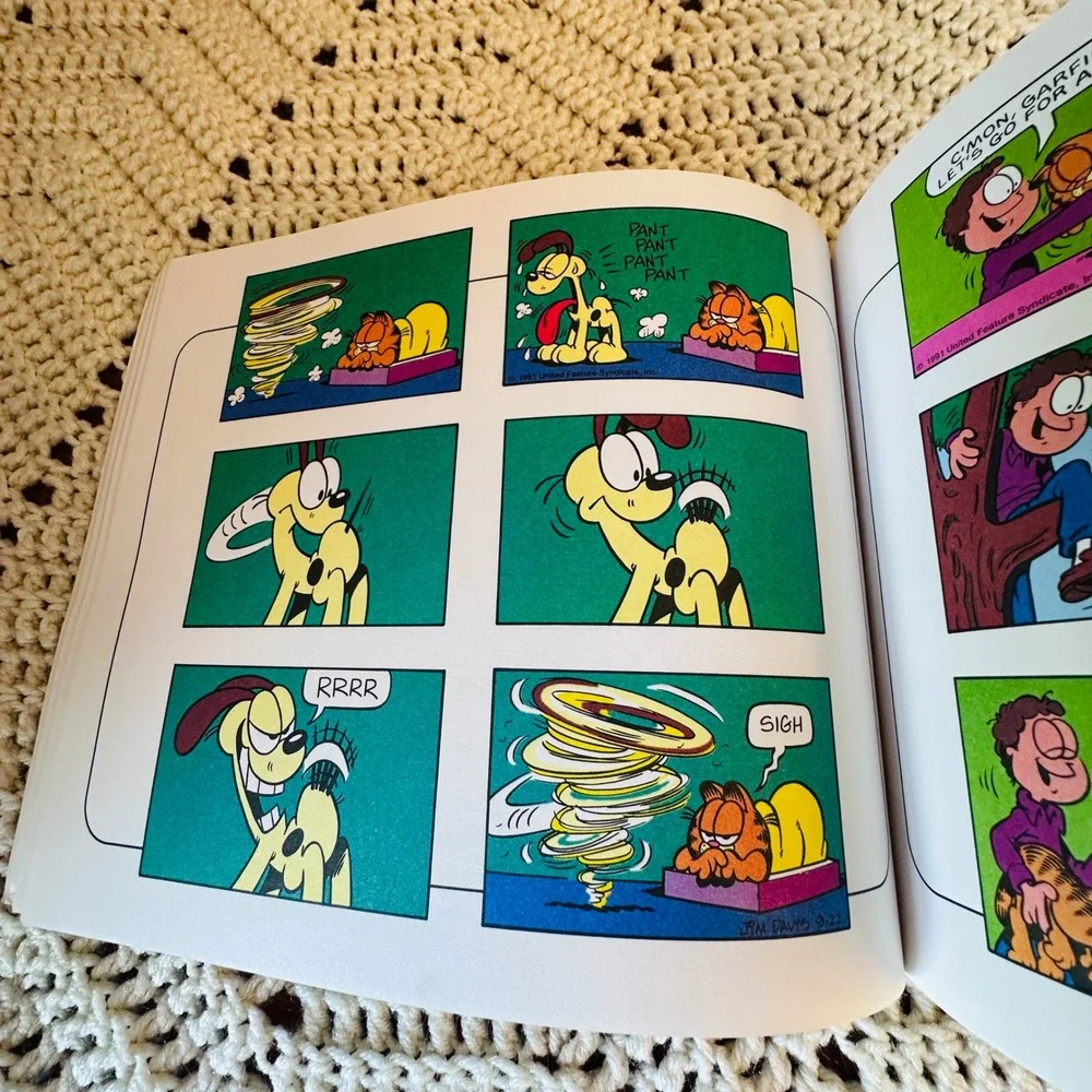 The 7th Garfield Treasury Jim Davis Sunday Comics Collection 1993 Paperback